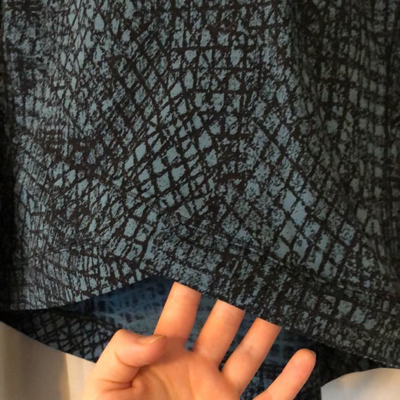 Lululemon athletic top - Picture 3 of 3